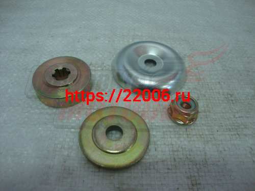 Фланец редуктора мотокосы T430 комплект